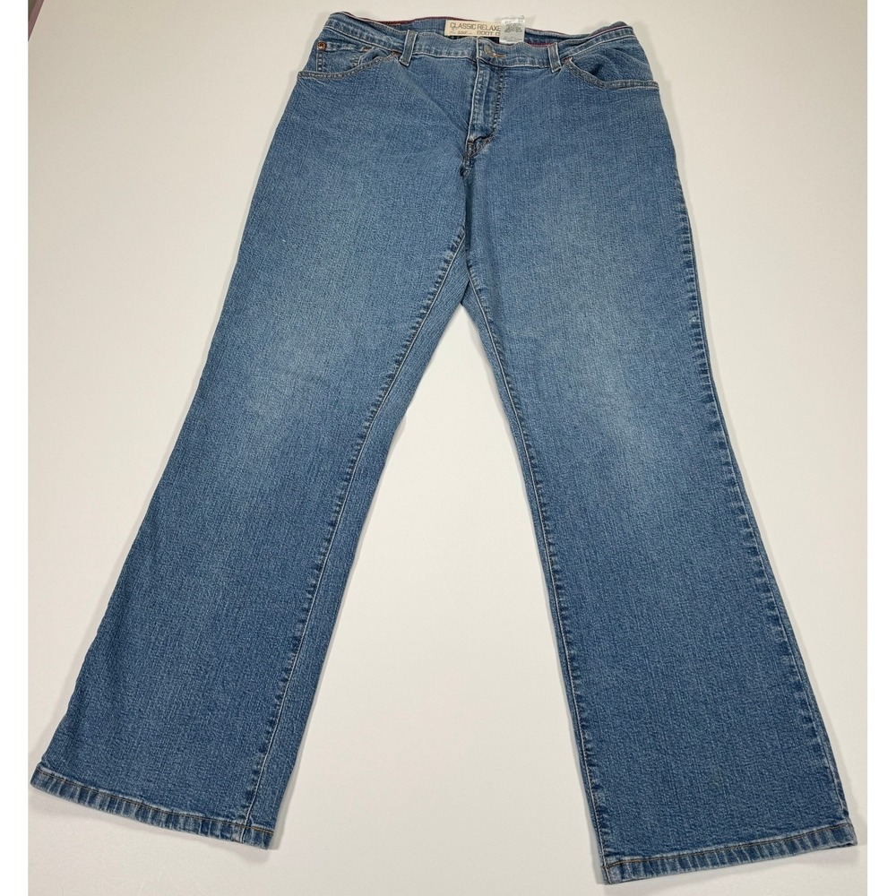 Levi's 550 Womens Jeans 10M 32x31 Light Wash Blue Relaxed Bootcut Stretch Denim